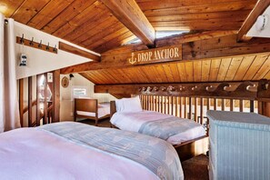 3 bedrooms, iron/ironing board, travel crib, WiFi