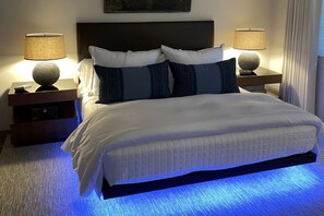 5 habitaciones, tabla de planchar con plancha, internet y ropa de cama 