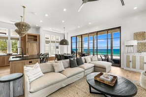 Smart TV, fireplace, stereo