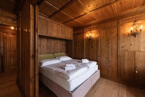 واي فاي مجانًا وملاءات أسرّة