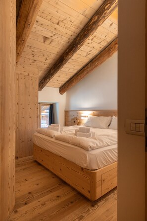 3 soverom, strykejern/-brett, wi-fi (inkludert) og sengetøy