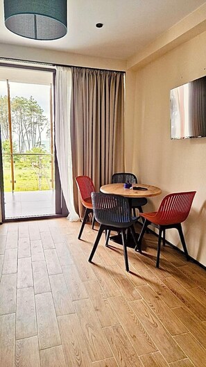 Classic Apartment, Beach View | Bathroom | Shower, hair dryer, slippers, soap - Terrace Kaprovan (Ureki)