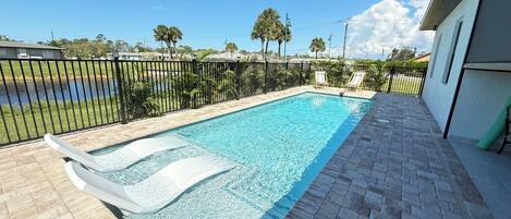 Outdoor pool, a heated pool