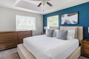 3 bedrooms, desk, iron/ironing board, WiFi