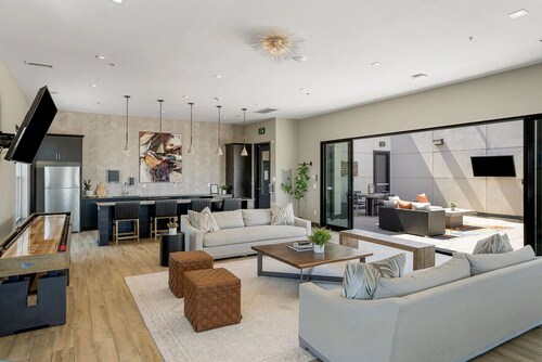 Landing | Amazing 1BD, Rooftop Lounge, Clubhouse