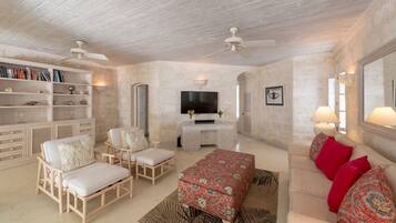 Townhome, 3 Bedrooms | Ruang tamu