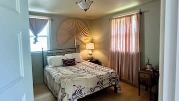 2 chambres, bureau, Wi-Fi, literie fournie