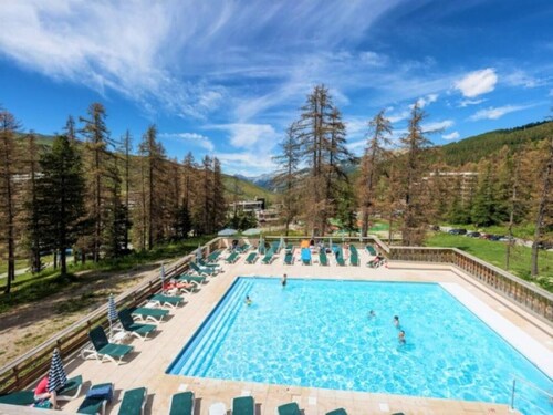 Très bel appartement dans résidence avec piscine