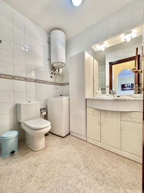 Hair dryer, towels