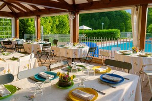 Villa, 3 camere da letto, fumatori, patio | Ristoranti