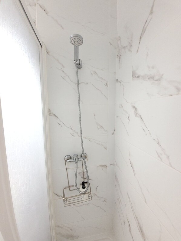 Haartrockner, Handtücher