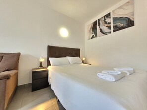 1 bedroom, iron/ironing board