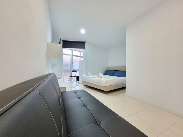 1 bedroom, iron/ironing board