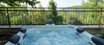 Villa Allegra - Apartment in the Woods with All Comfort and Relaxation