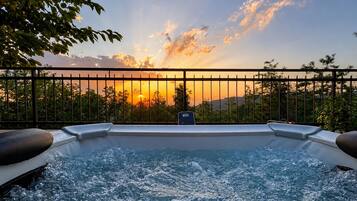 Bain à remous extérieur