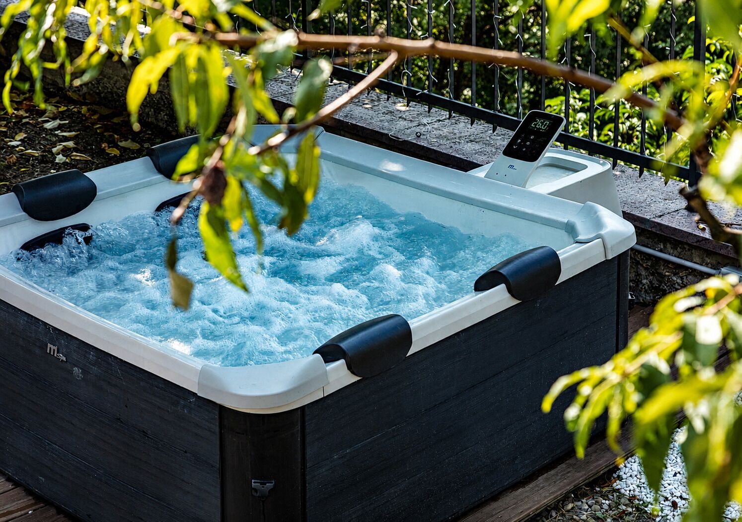 Bain à remous extérieur