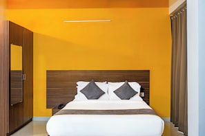 Deluxe Suite | Premium bedding, free WiFi, bed sheets