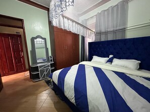 1 chambre, fer et planche à repasser, Wi-Fi, draps fournis
