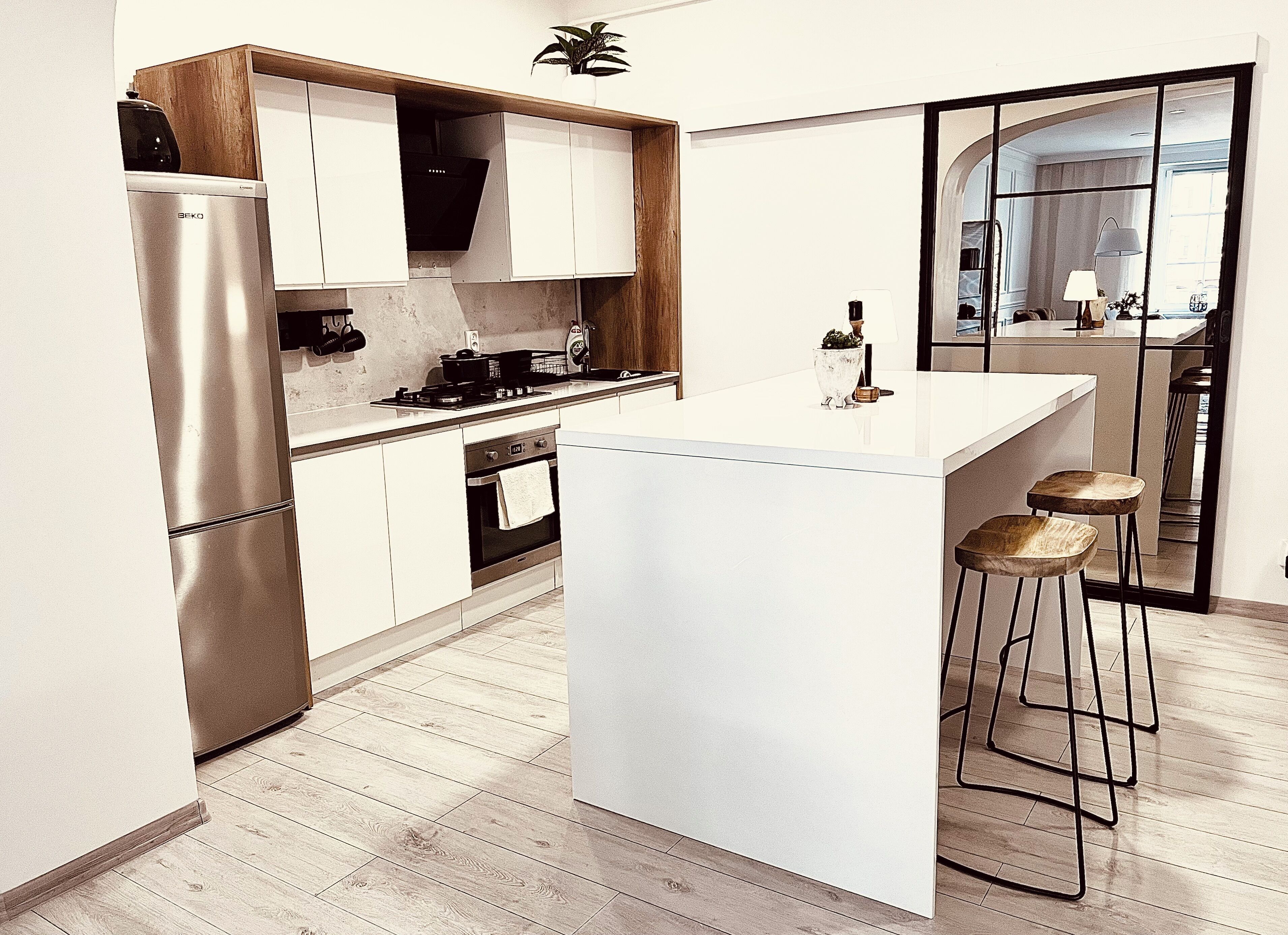 Microwave, oven, dishwasher