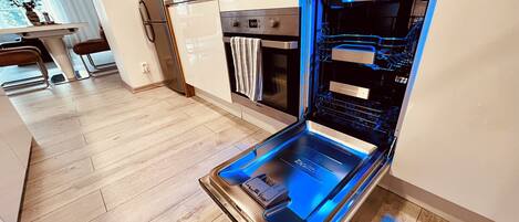 Microwave, oven, dishwasher