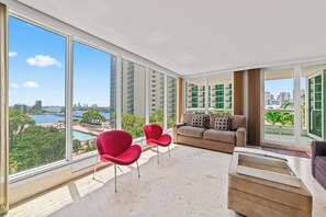 Interior - Condo on the Pool - 4 Guests, Water Views (Miami)