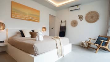 Villa de lujo, vistas al mar | Escritorio y espacio para trabajar con un portátil
