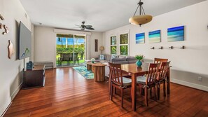 TV, books - Pili Mai at Poipu #01J By Parrish Kauai (Koloa)