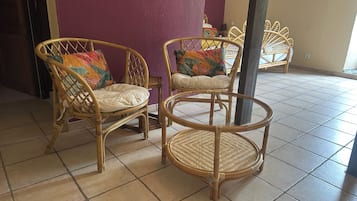 Wi-Fi gratuit, draps fournis