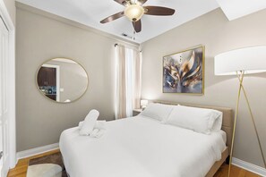 2 bedrooms, iron/ironing board, WiFi, bed sheets