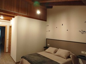 Standard Double Room | Free WiFi