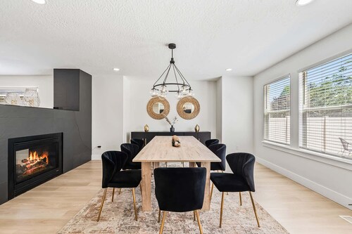 5 Bedroom house in prime location by the village