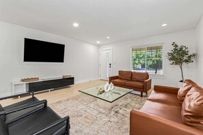 TV, fireplace, offices