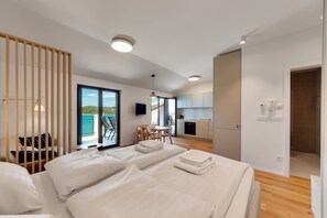 1 bedroom, free WiFi, bed sheets