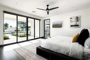 7 Schlafzimmer, Schreibtisch, Bügeleisen/Bügelbrett, kostenloses WLAN