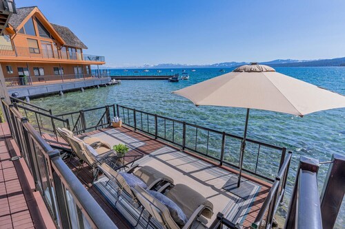 Lakefront | Hot Tub | Buoy | Walk to the Beach (Steeple)