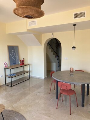 Dining - Villa Costa Esuri - Ayamonte. Pets accepted! (AN)