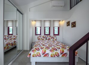 Family Room, Balcony, Partial Sea View