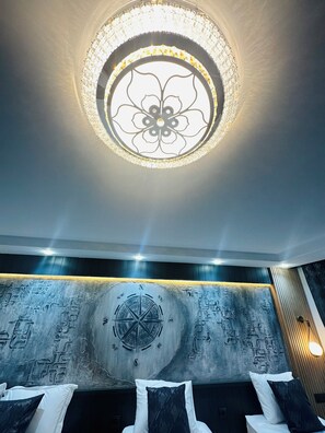 Deluxe Apartment, Balcony, Mountain View | Premium bedding, minibar, in-room safe, desk - Tikir House (Denizli)