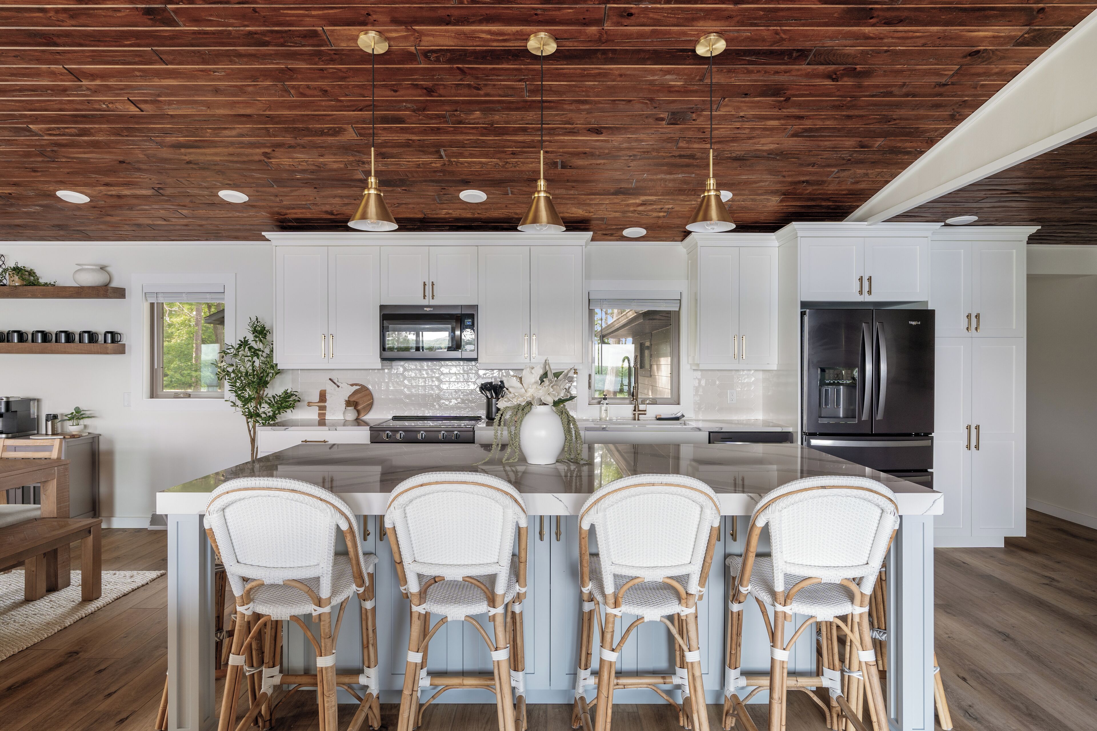 冰箱、微波炉、烤箱、炉灶