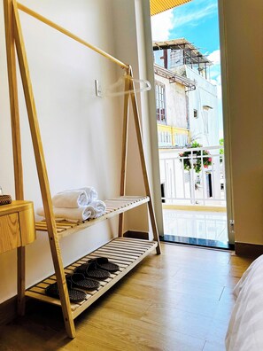 Comfort-Doppelzimmer, Haustiere gestattet, Stadtblick | Balkon