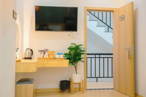 Basic Double Room, 1 Queen Bed, City View | Free WiFi