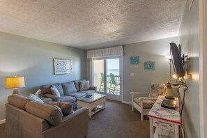 TV, DVD player - Oceanfront condo in the heart of Kill Devil Hills! (Kill Devil Hills)