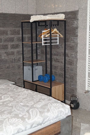 1 habitación, wifi y ropa de cama