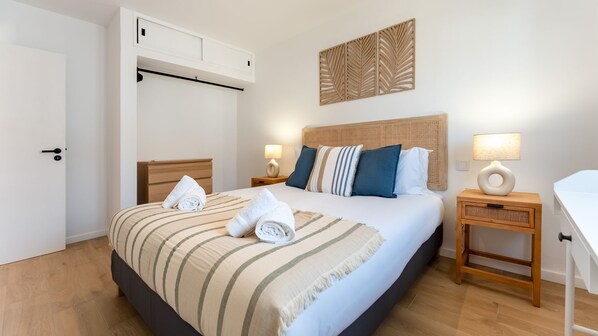 1 bedroom, iron/ironing board, free WiFi, bed sheets