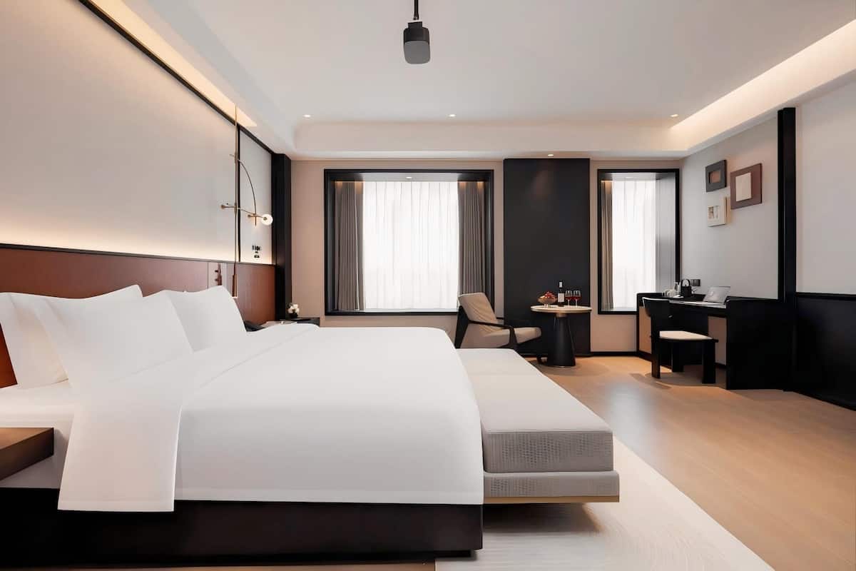 Executive Double Room, City View