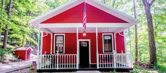 The Mohican Schoolhouse