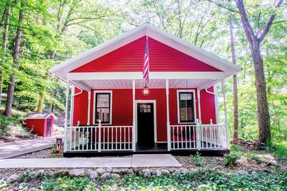 The Mohican Schoolhouse