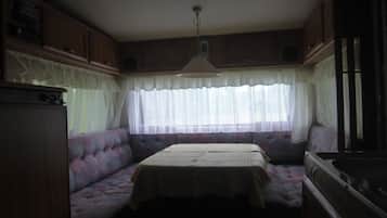 1 quarto