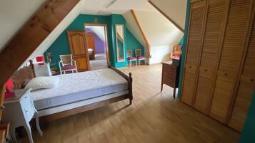 4 bedrooms, WiFi
