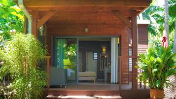 Deluxe Room | Langsir/tirai gelap terus, kalis bunyi, Wi-fi percuma, cadar katil